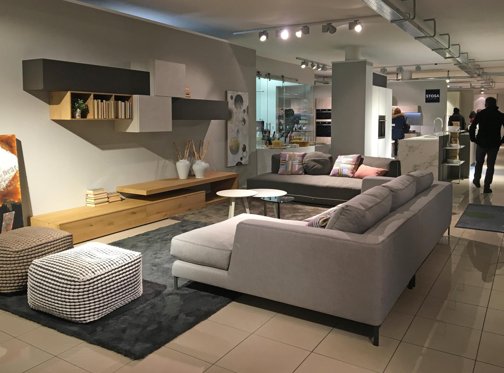 Monica Arreda - store