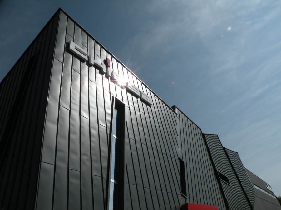 Chiesa plumbing store